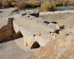 Achaemenid waterwork of Band-e Dokhtar to the northwest of Persepolis. Photograph by S. A. Shobairi.