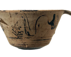 Ceramic cup. Beth Shemesh (Israel). © Shlomo Bunimovitz & Zvi Lederman, Tel Beth-Shemesh excavation project.