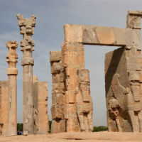 The Gateway of All Lands showing clear influences from the artistic and architectural traditions of Assyria, Greece, Egypt, and Media. Persepolis (Iran). c. 480 BCE. Photograph by El-Len, taken on May 3, 2008. https://www.flickr.com/photos/27784269@N06/sets/72157605724793144/